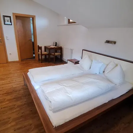 Frühstückspension Rauch Schwendau